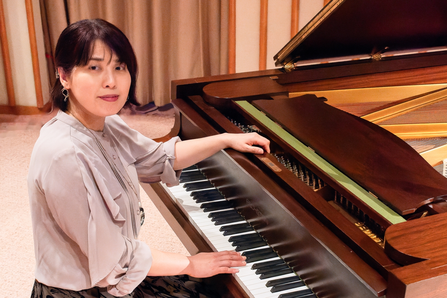 桑原 晶子先生